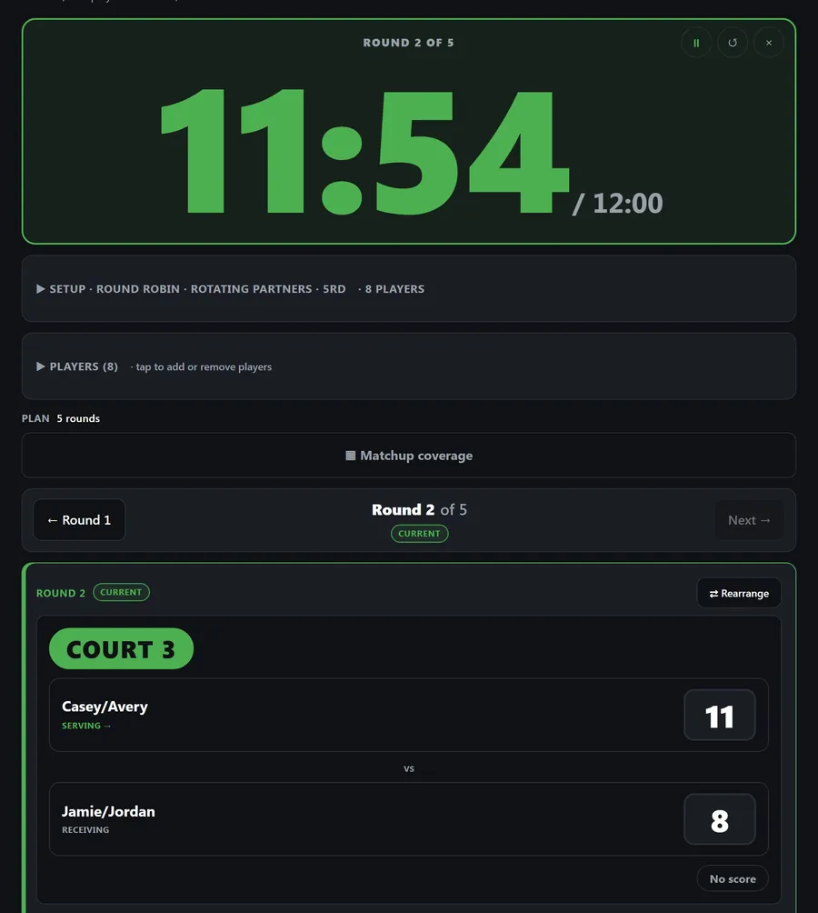 The scoring kiosk during round 2: a round timer and court 3 with a live score.